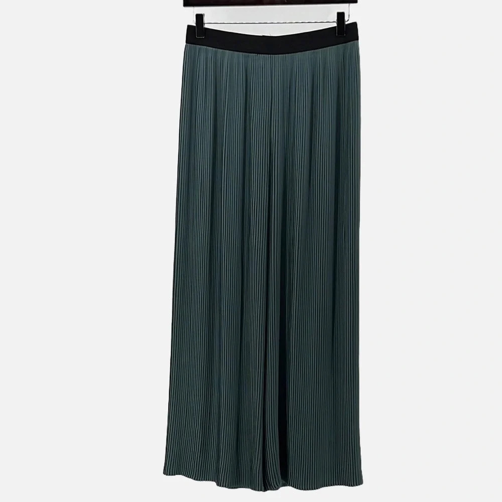 Oak + Fort Micro Pleat Wide Leg Cropped Lounge Pants - Size Large